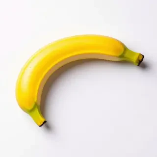 a curved banana