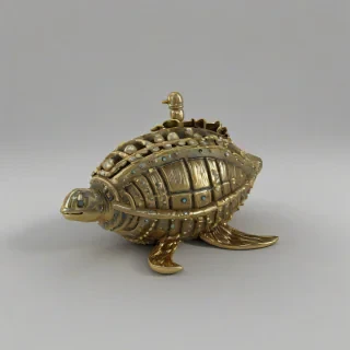 3d cartoon sea treasure object, on a plain white background, even lighting